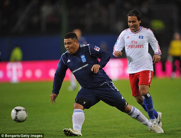 sports: Ronaldo Luíz Profile and Images-Photos 2012