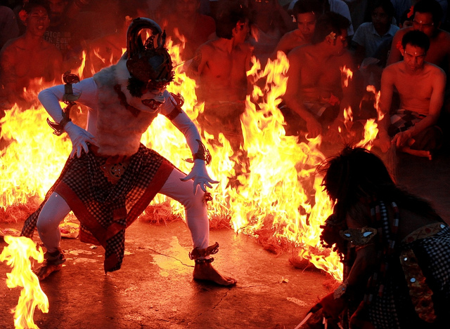 Tari Kecak Bali Tari Kecak Bali