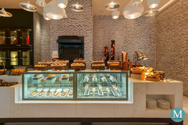 Breakfast Buffet at Shangri-La at the Fort, Manila