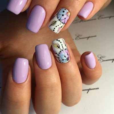 Uñas decoradas con atrapasueños Uñas decoradas con atrapasueños