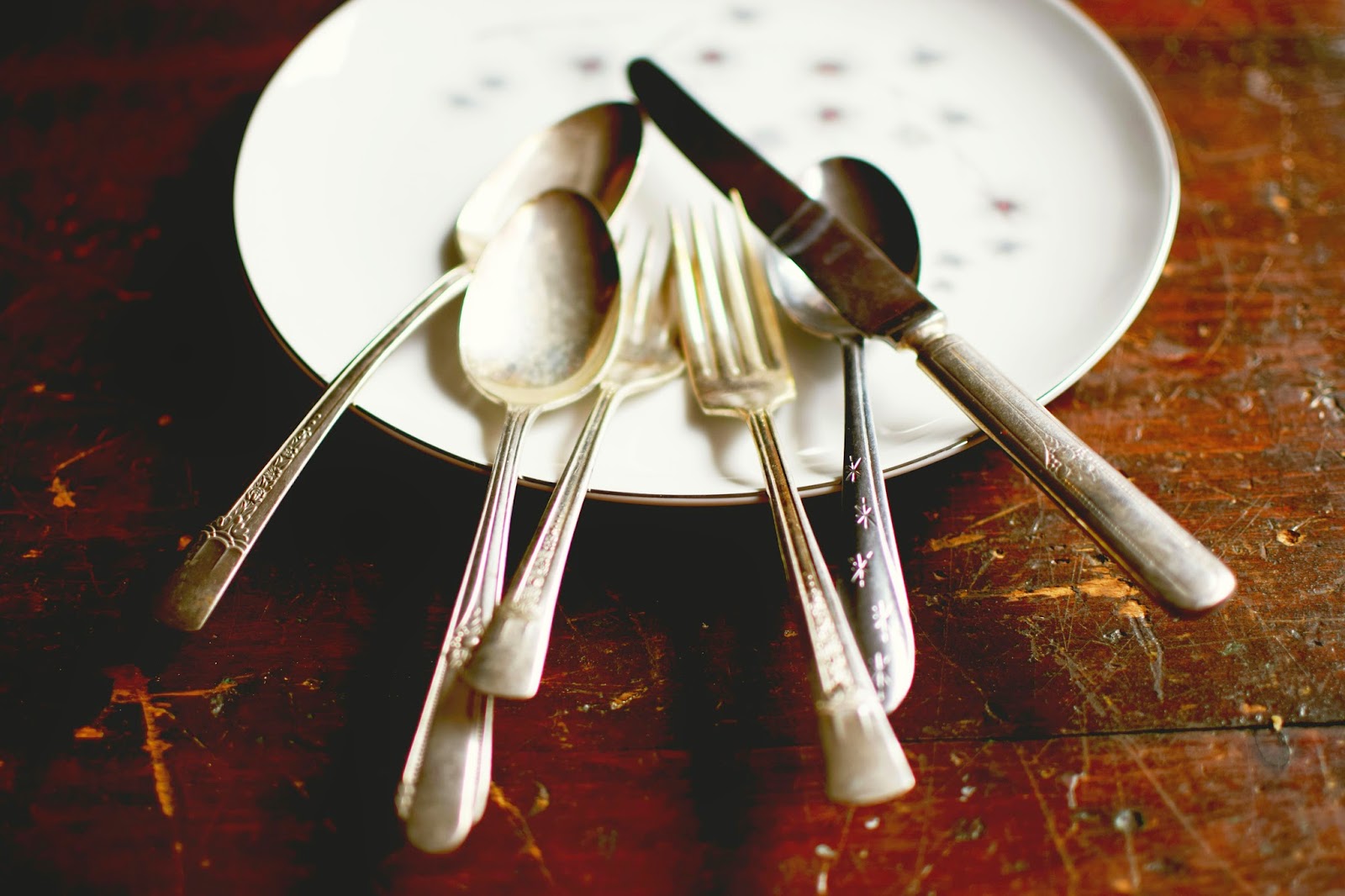 Woman in Real Life: Silver-Plated Cutlery & Vintage Bliss Tuesdays