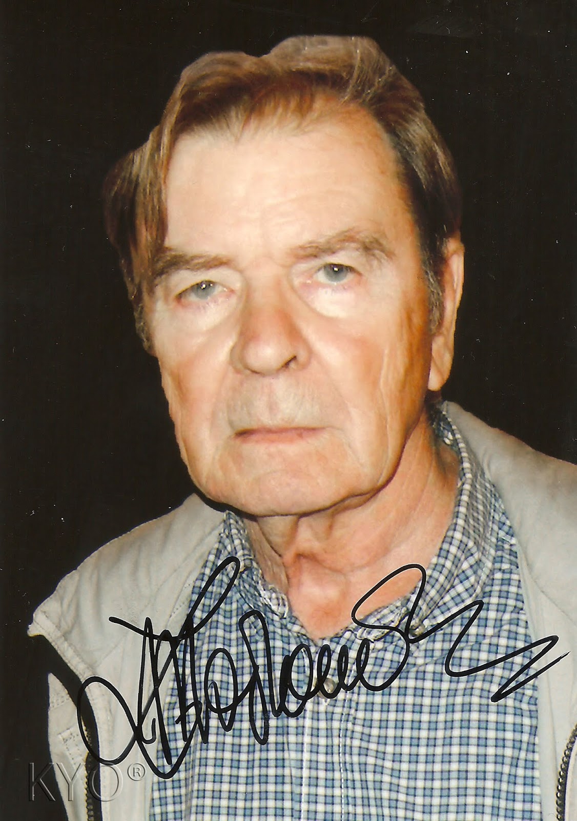 Chris Autographs Zygmunt Malanowicz
