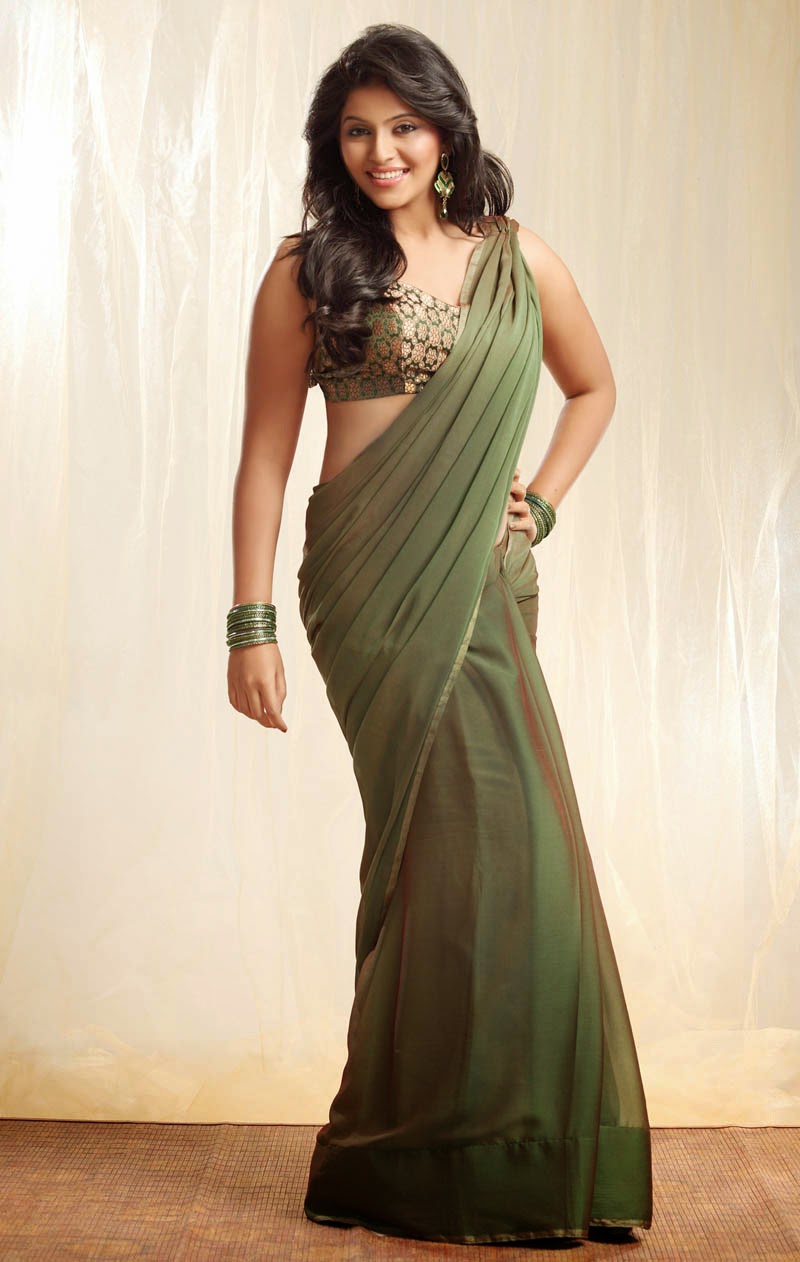 Anjali Spicy Hip Navel Photos In Traditional Green Saree