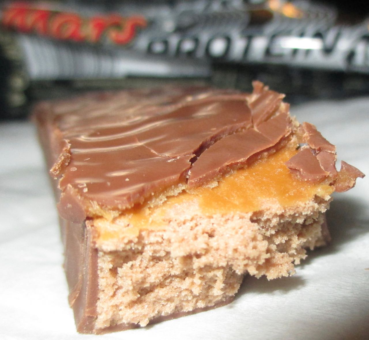FOODSTUFF FINDS New Mars Protein Chocolate Bar (Amazon UK) [By Cinabar]