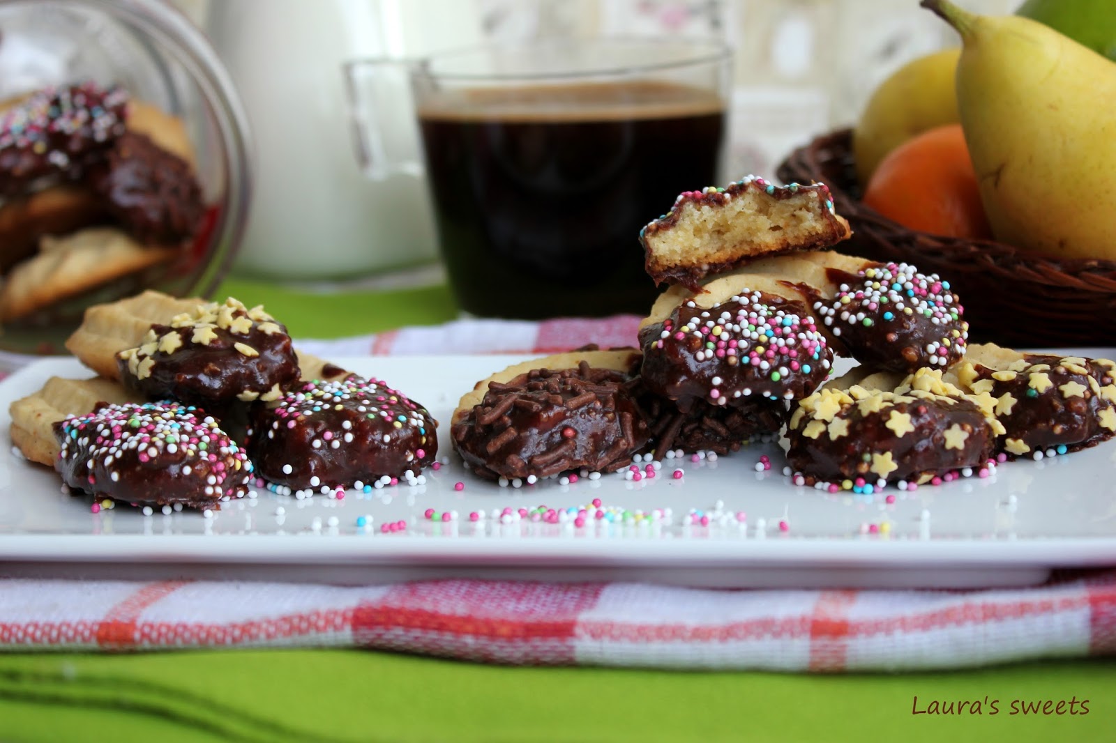 Fursecuri Cu Unt Si Vanilie Laurasweets Ro