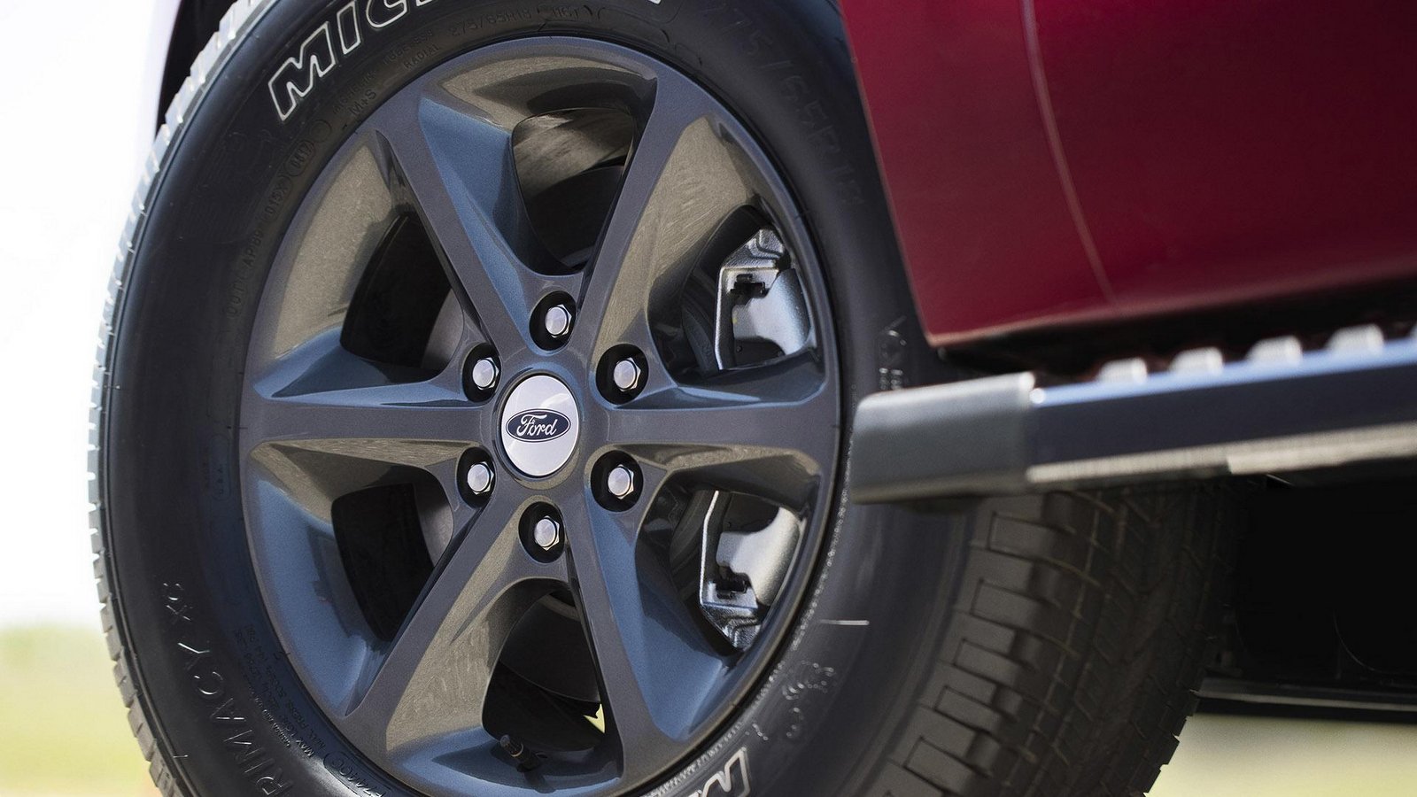 2018 Ford Expedition FX4 Bows With An Assortment Of OffRoad Accessories