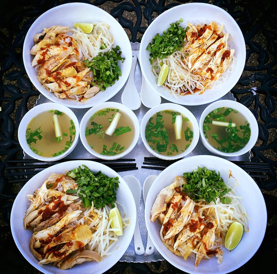 The Spices Of Life . . . Phở Gà Khô Hai Tô (Vietnamese Dry Chicken Noodle)