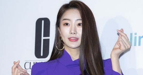 Park Subin Clicks At “Clinique iD” Photocall in Seoul
