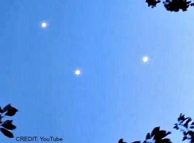 UFOs Over Cambridge, England? (CGI) 8-27-12