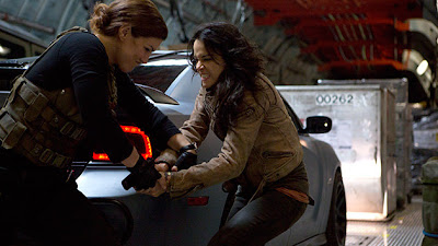 Gina Carano Michelle Rodriguez Fast and Furious 6