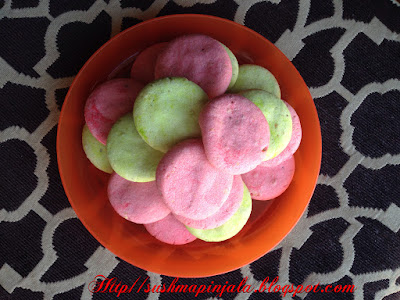  Pistachio Flavored Butter Cookies