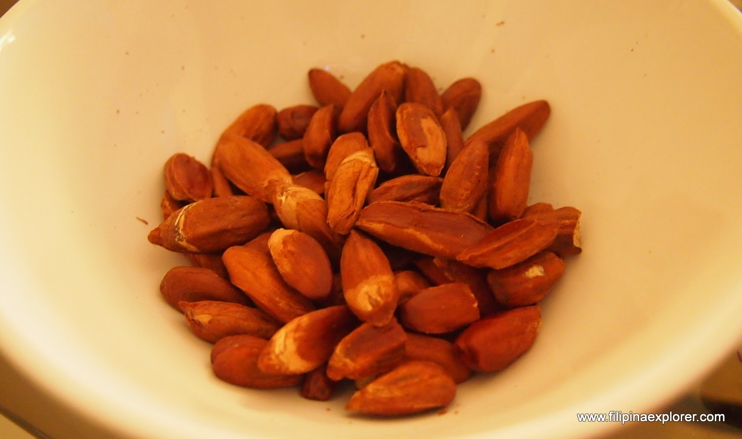 Pili nut research image