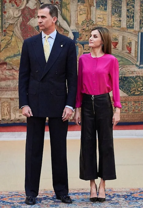 King Felipe and Queen Letizia attend a meeting Boards of Trustees of the Princess of Asturias Foundation Letizia wore UTERQUE Nappa Trousers PRADA Toe Pump