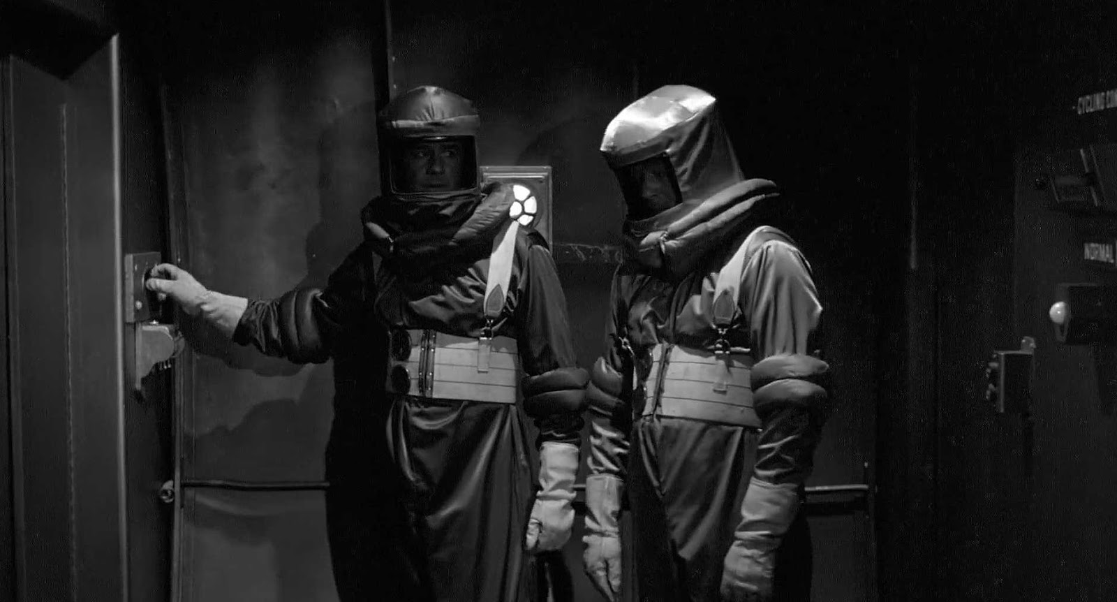 movie it terror from beyond space movie it terror from beyond space