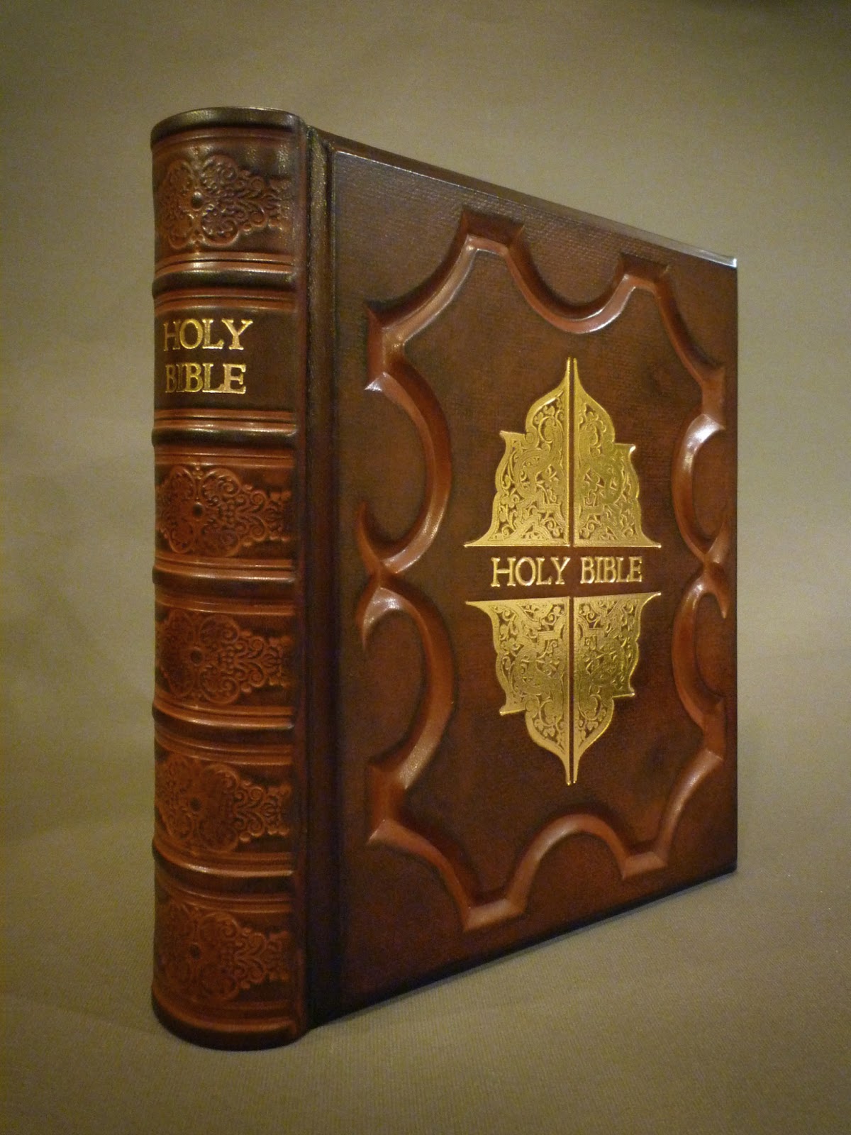 Bookbinder's Chronicle: The Holy Bible by Montgomety Ward ...