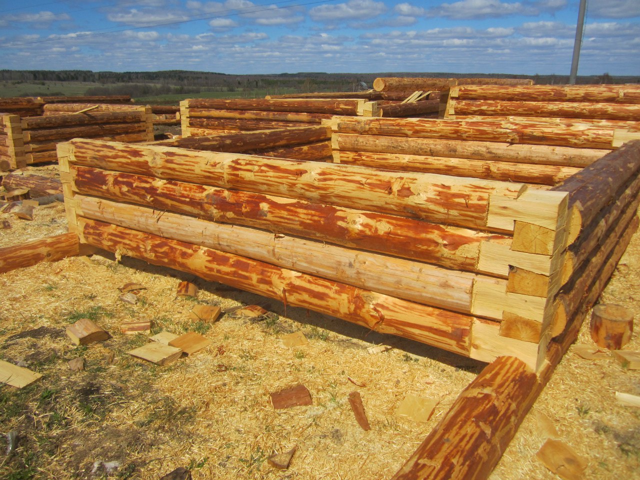 Башкирское бревно. Бурзянский лес срубы. Дома из оцилиндрованного бревна. Баня оцилиндрованное бревно. Цены на срубы в башкортостане 2022.
