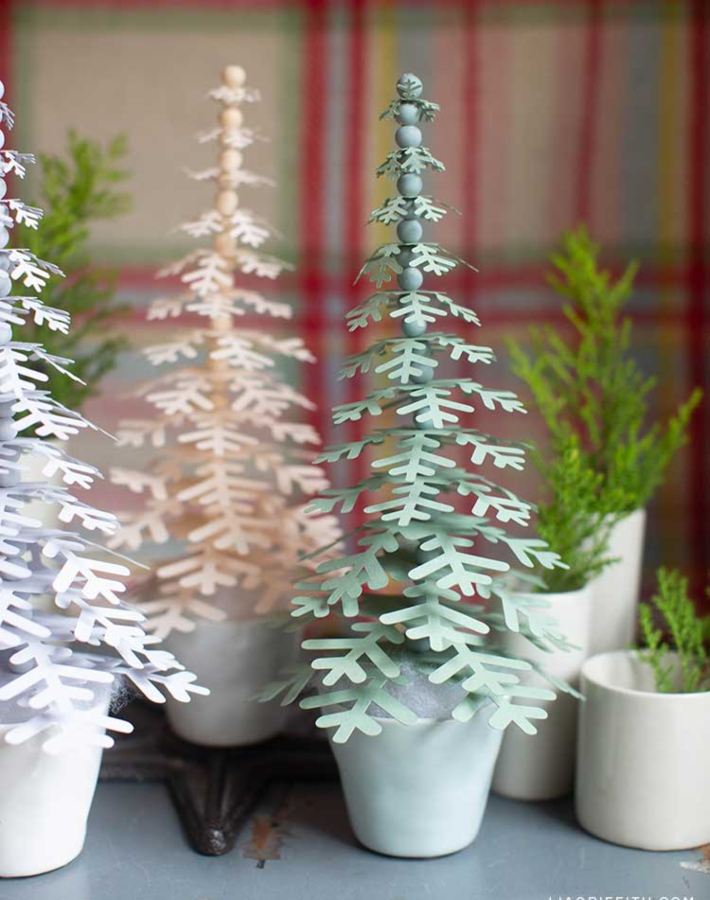 9 diy para crear mini árboles de Navidad