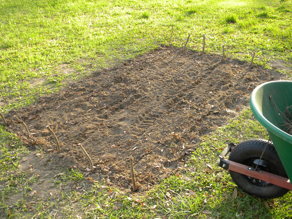 Booth's Little Farm: Corn Patch, Potting Table, and Raised Bed Garden ...