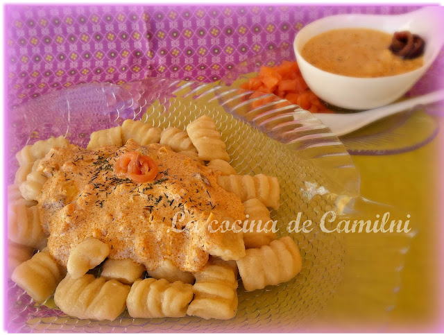 Ñoquis express con salsa de ahumados (La cocina de Camilni)