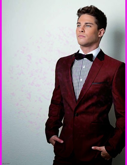birthdays: Dean Geyer (photos)