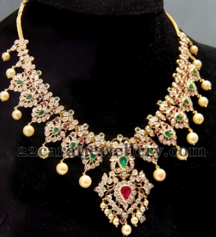 Emeralds Intricate Pachi Necklace - Jewellery Designs