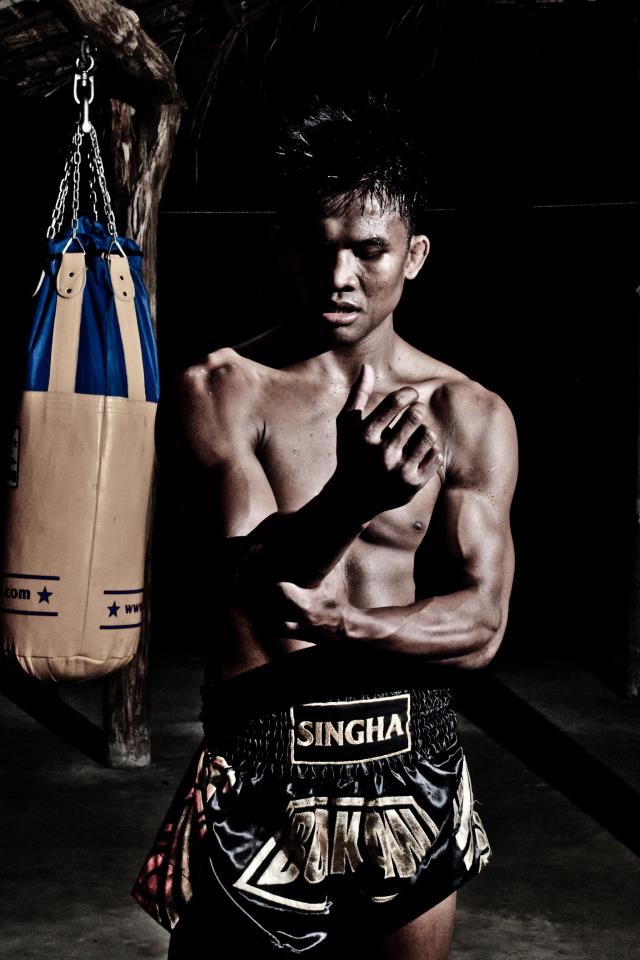 Muay Thai Boxing Buakaw Photo Gallery Kickboxing Training Thai