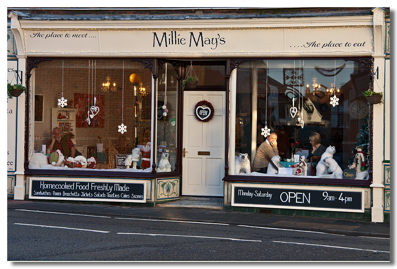 Lincolnshire Cam A Few Shops