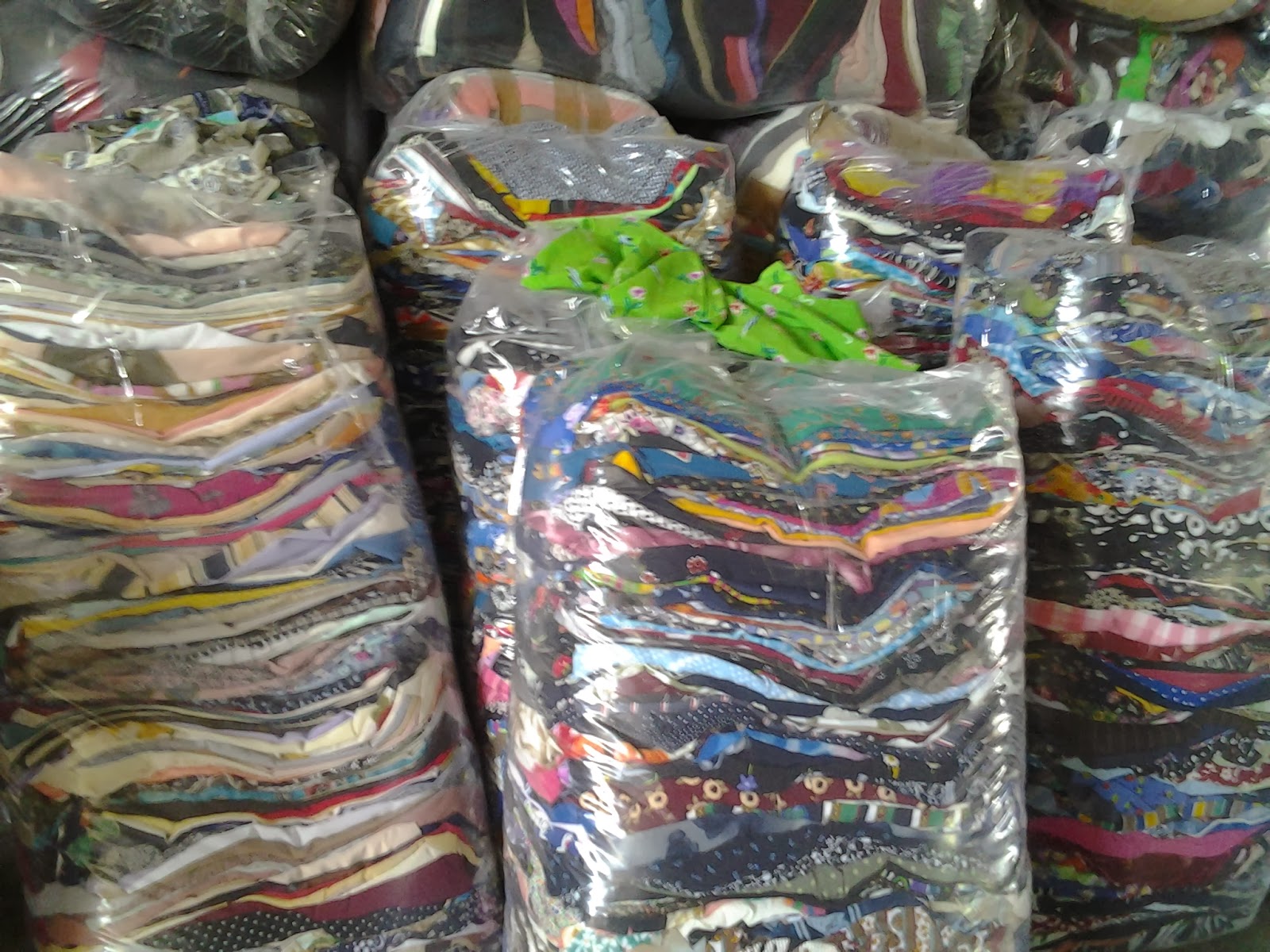 EMPRESA MAYORISTA ROPA USADA Y ROPA SEGUNDA MANO: ropa usada al peso