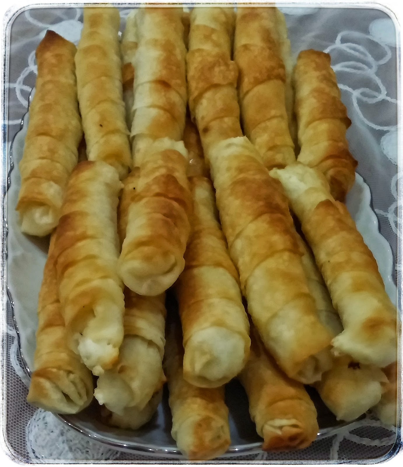 hüsniye'nin mutfağından FIRINDA SİGARA BÖREĞİ hüsniye'nin mutfağından FIRINDA SİGARA BÖREĞİ