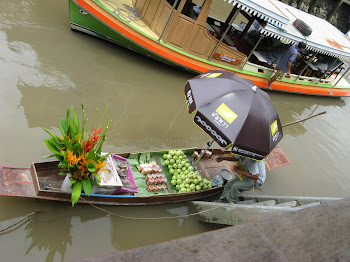 Floating Market at Amphawa
