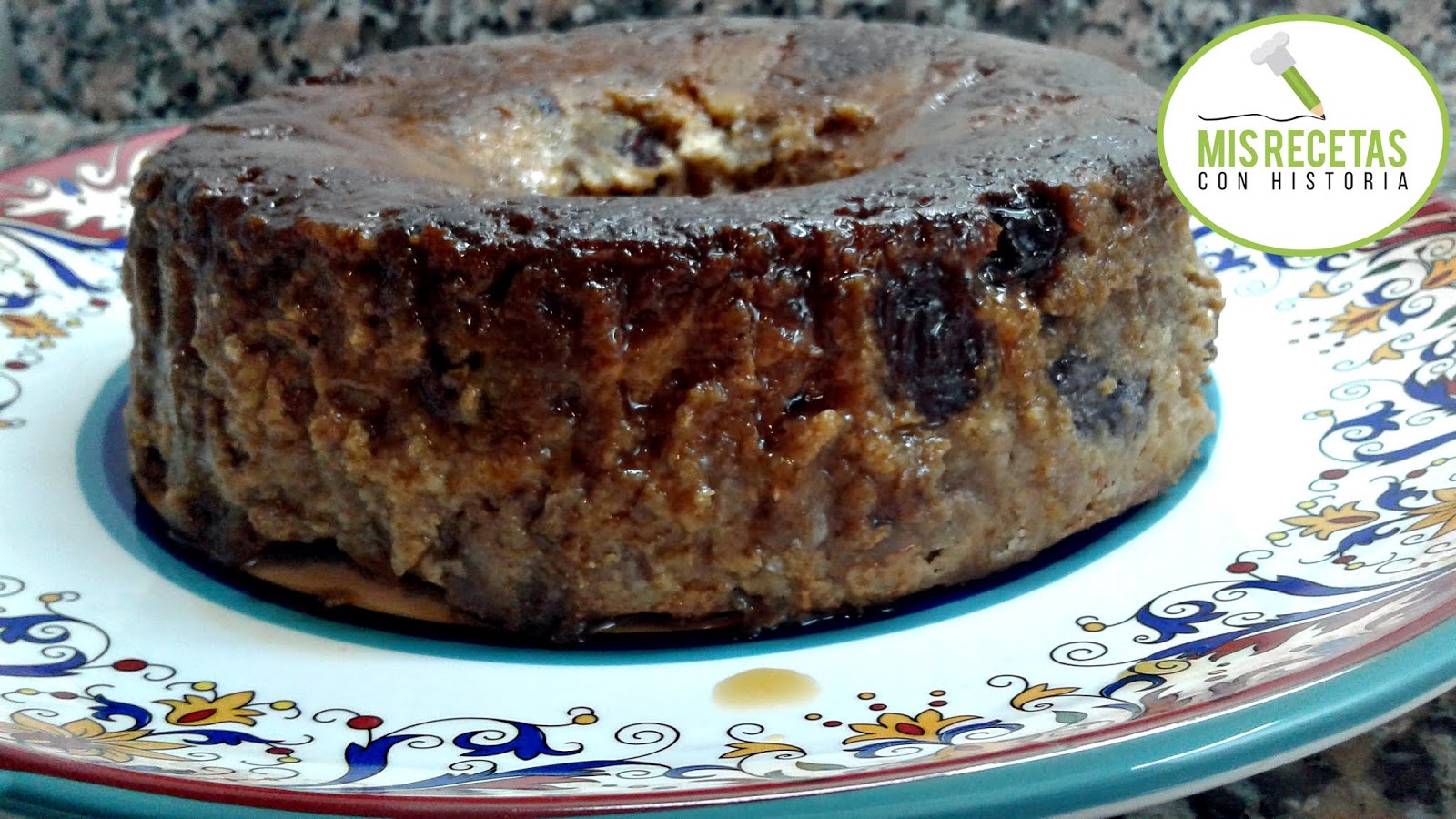 Mis Recetas con Historia Budín de pan negro, pasas y manzanas