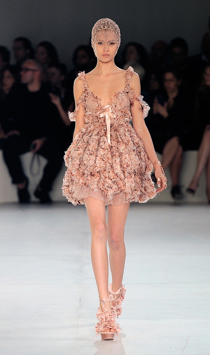 STYLE: LATEST DRESS DESIGN 2012