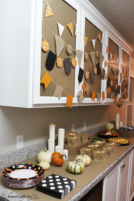 natural fall harvest decorations for ladies night halloween party