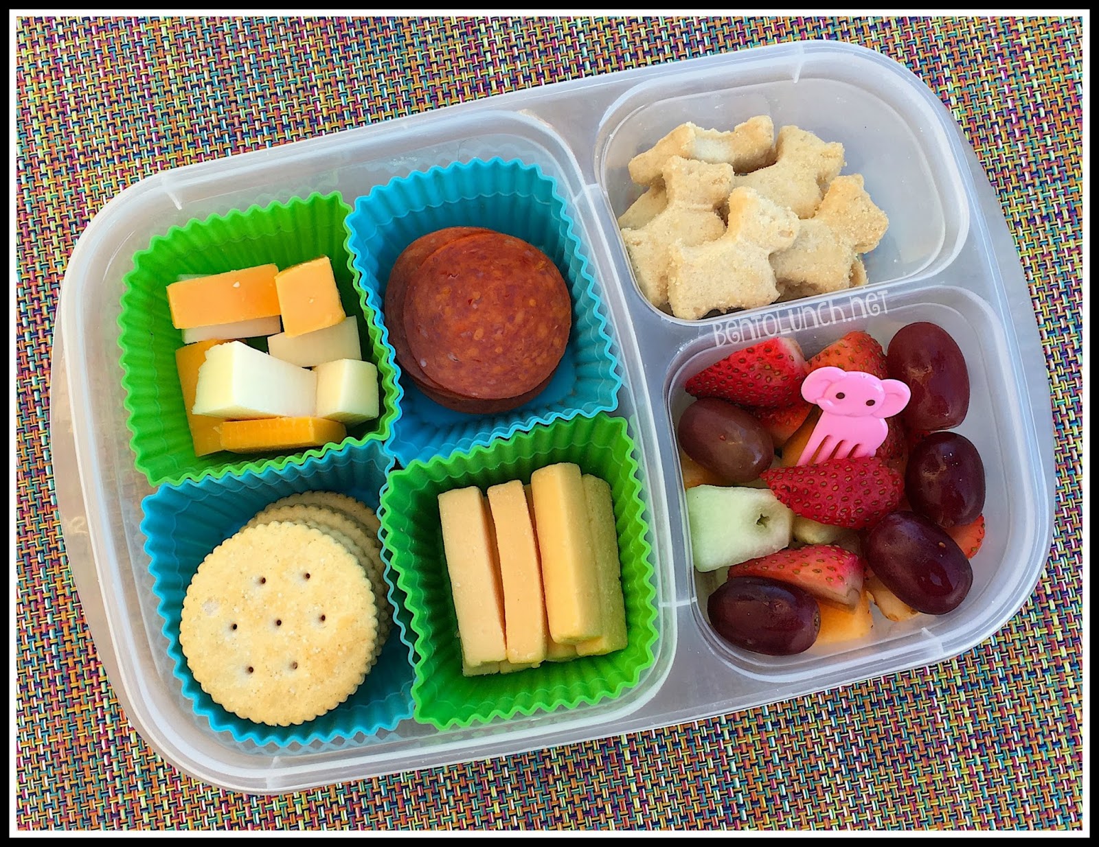 Delicious Homemade Lunchables - Perfect for On-the-go!