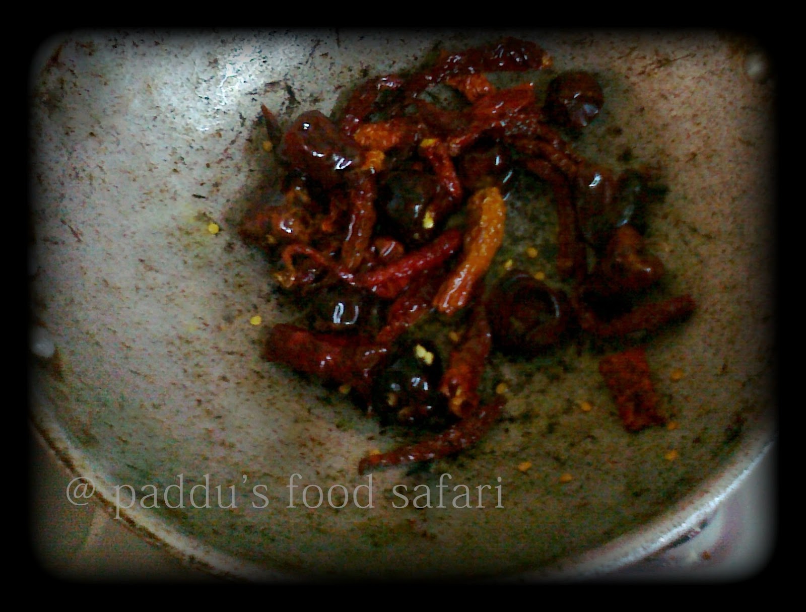 gHara javaN (Home Food) Pedve Teppal Ghashi (Konkani) Sardines Szechuan Pepper Curry