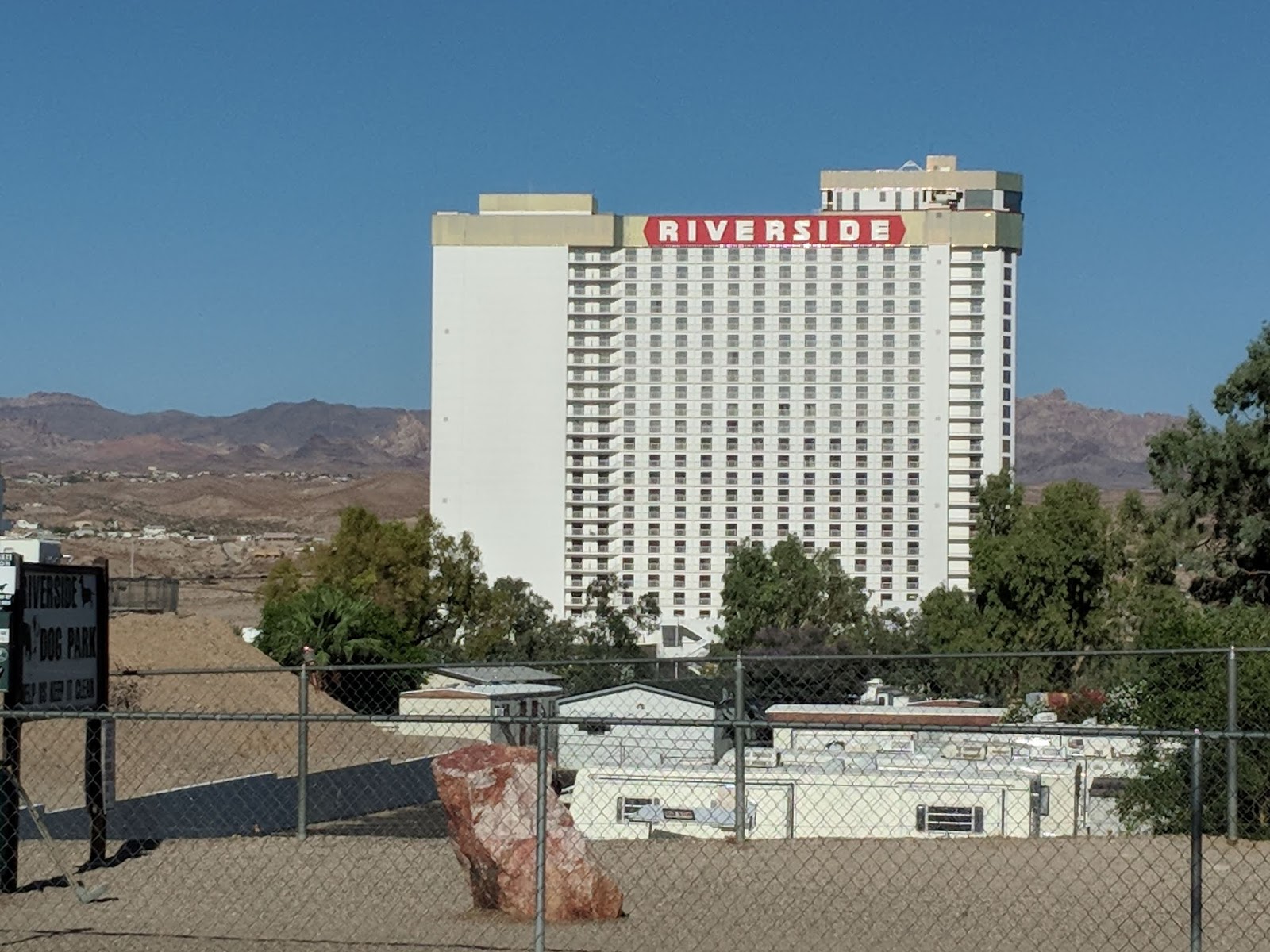 "Wandering Toes" Celebrating 27 years of marriage and one year of RV