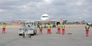 Arouitino مطار العروي الناظور الدولي لوحة فنية بمعايير Facebook