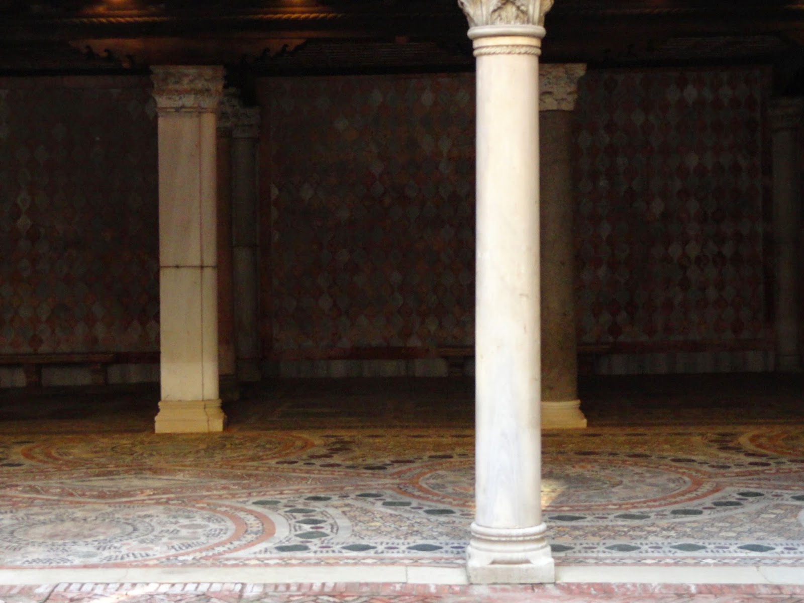 Courtyard-Mosaics-Ca'D'Oro-Venice Courtyard-Mosaics-Ca'D'Oro-Venice