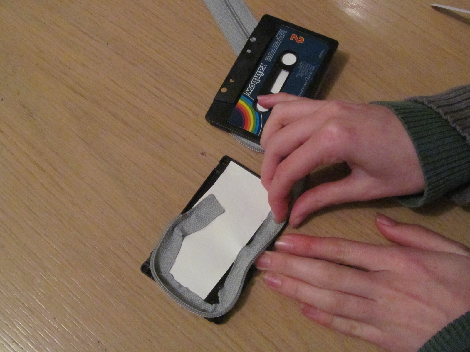 Kooky Quirky Cute: DIY: Cassette Tape Purse