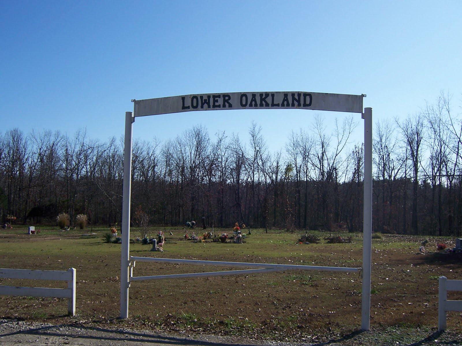 Cemeteries of Baxter County, AR The Lower Oakland Cemetery is on