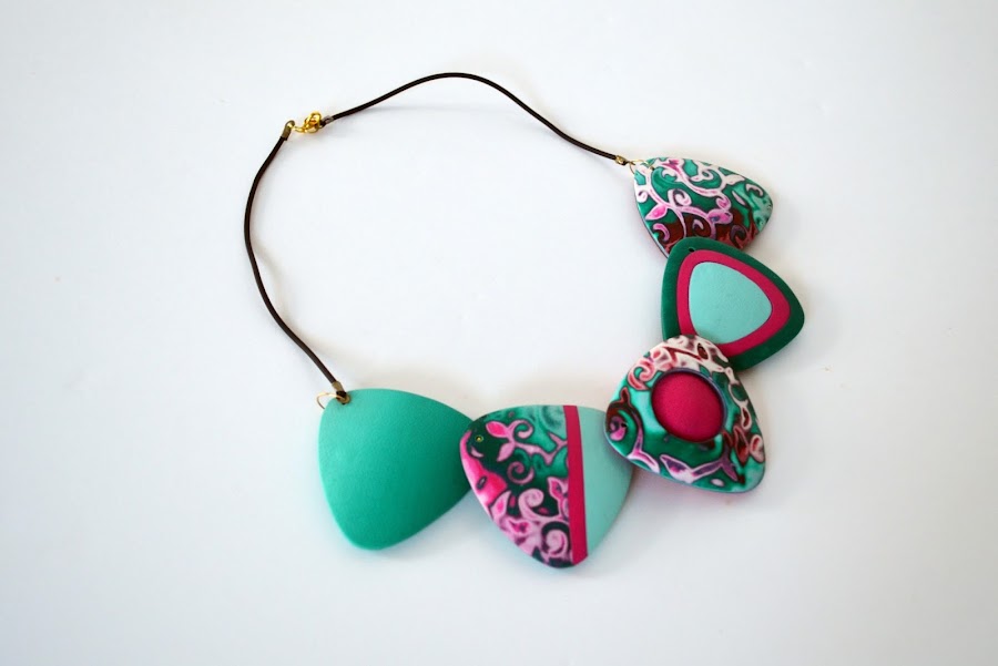 collar hidden magic en arcilla polimérica