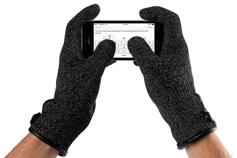 Fashionable Touch Screen Gloves Are you a Snowboarding Fan? A pair of