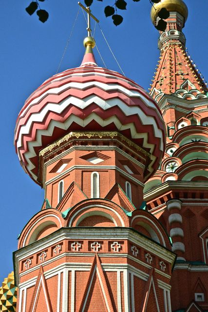 Cathédrale Basile Le Bienheureux Moscou La place Rouge : Cathédrale Basile Le Bienheureux (détail des coupoles)