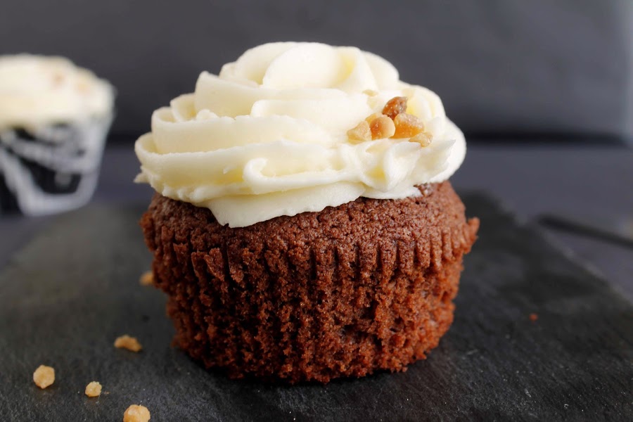 Receta Cupcakes de chocolate y buttercream de crema de almendras