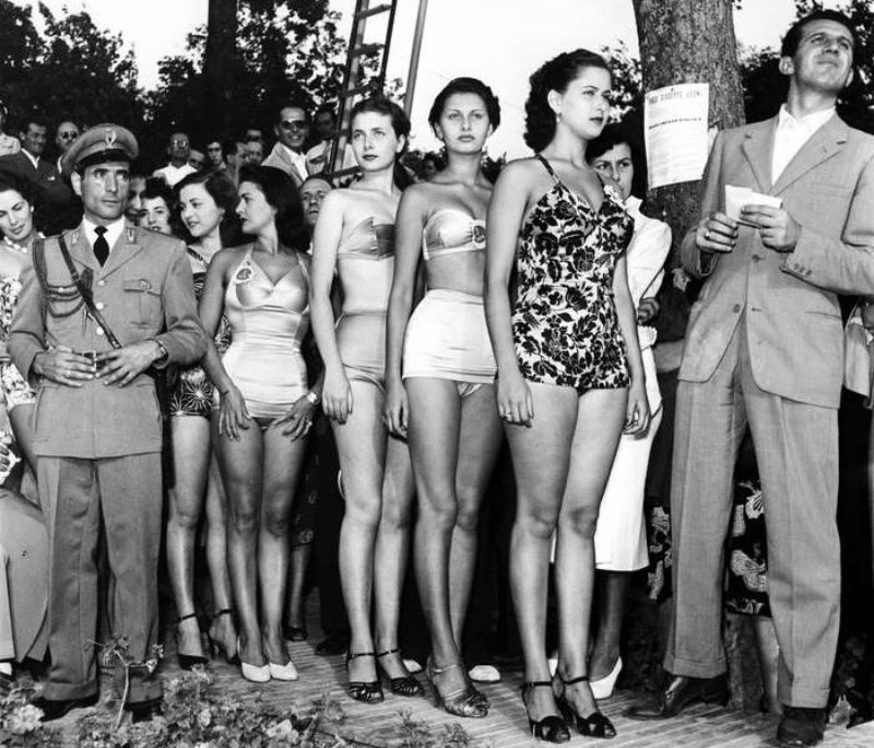 Rare Photographs of a Teenage Sophia Loren at the Miss Italy Contest in  Rome, 1950 ~ Vintage Everyday