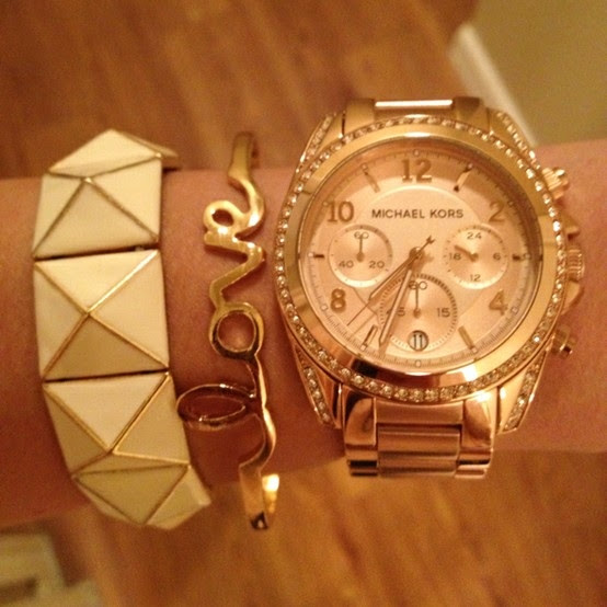 Addicted to fashion Oversized watches