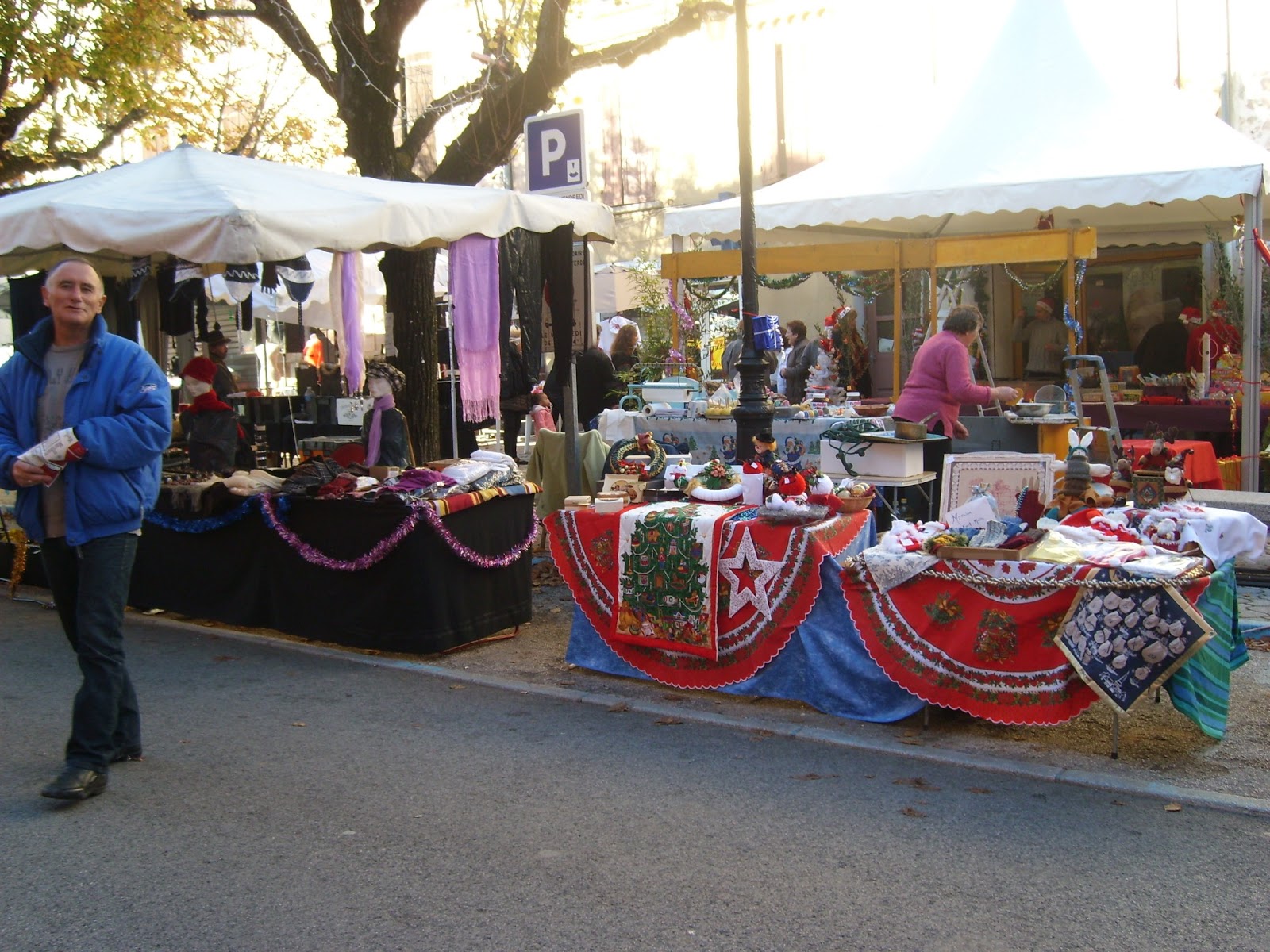 MILAIDE marchés de Noël Carnoules, le Rouret et
