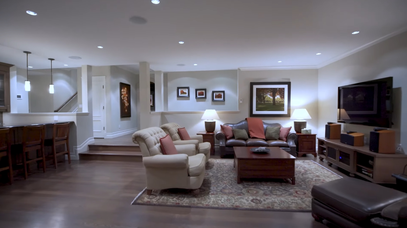 21 Photos vs. 13472 13A Avenue, White Rock | Neacsu Denner Group - Luxury Home And Interior Design Video Tour