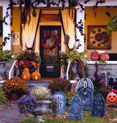 15 Halloween Porch Decor Ideas - I Dig Pinterest
