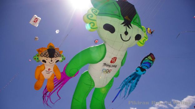 FOTO LAYANGLAYANG KEREN, UNIK DAN LUCU CAMPURDOTKOM